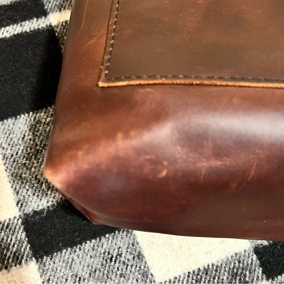 Portland Leather Goods PLG Original Crossbody Tote in Cognac - Picture 8 of 15